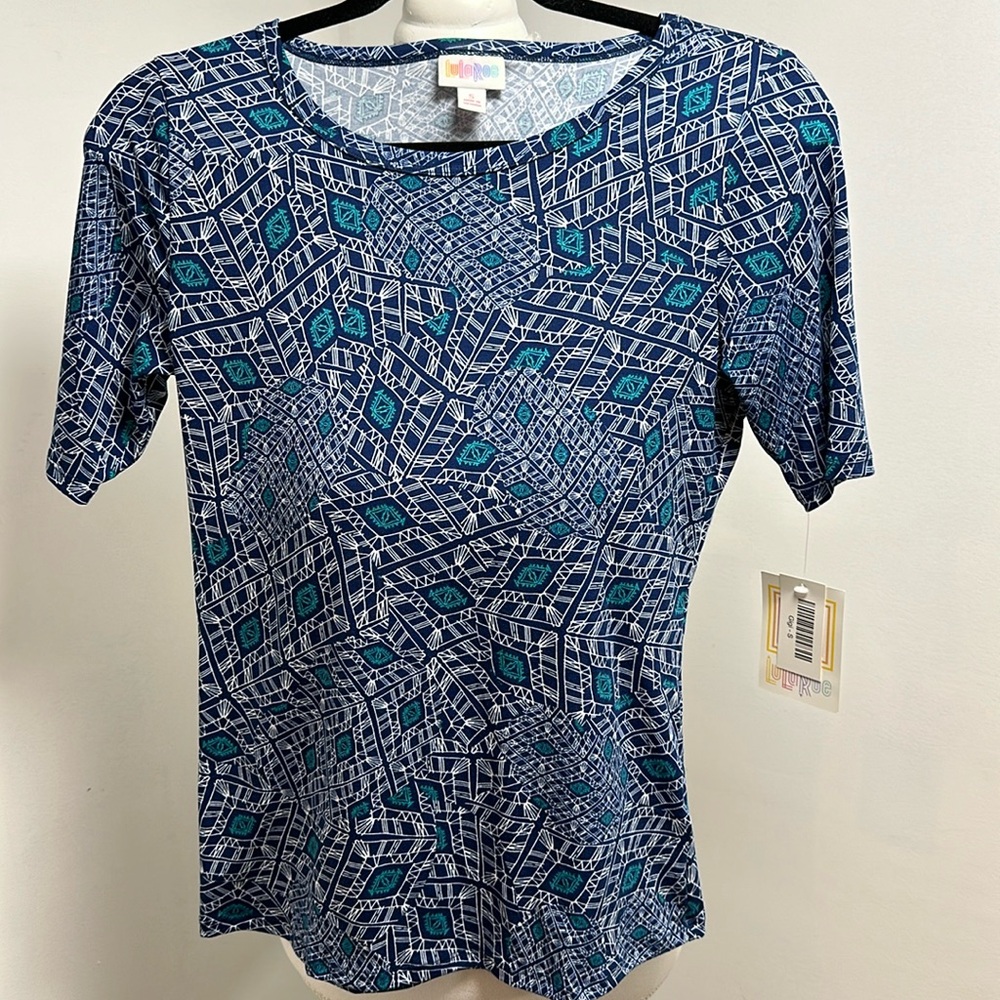LuLaRoe Gigi top. NWT